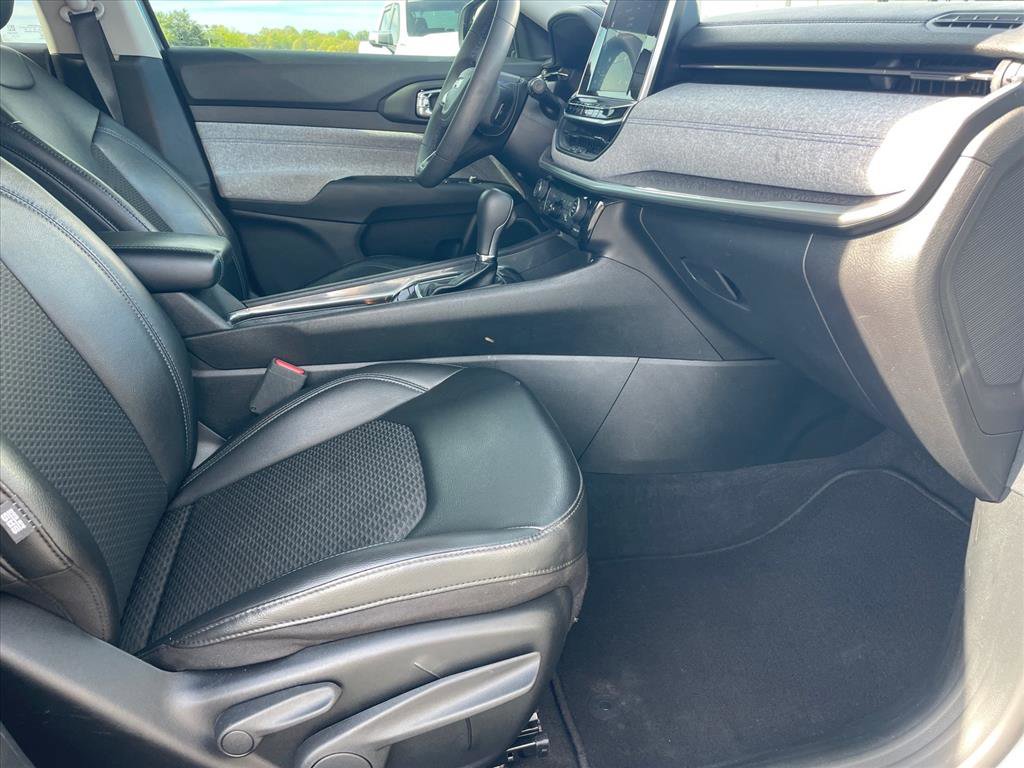 Used 2022 Jeep Compass Latitude FWD image 26