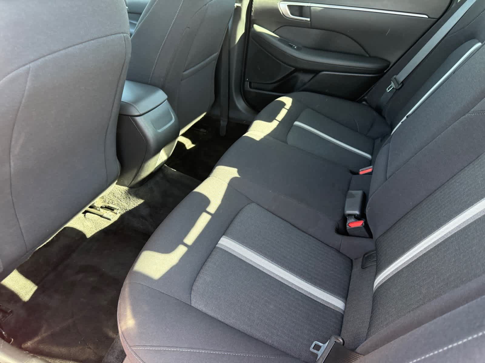 Used 2025 Hyundai Sonata SEL FWD image 21
