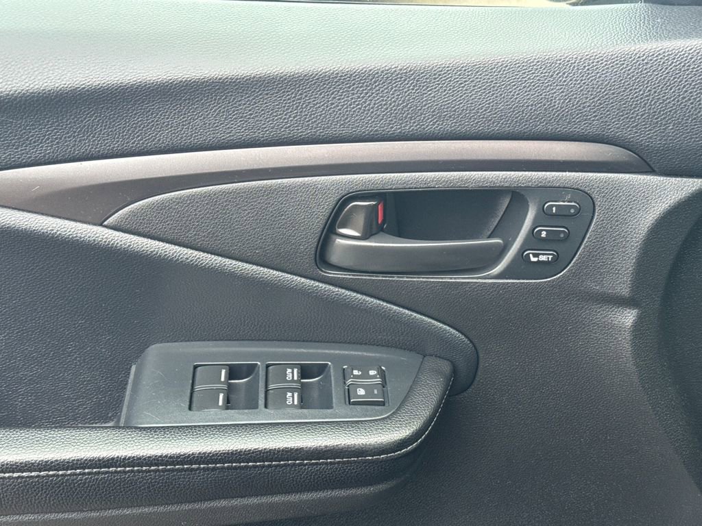 Used 2022 Honda Passport EX-L image 34