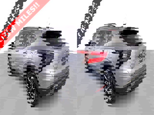 Used 2025 Chevrolet Trax RS w/ Sunroof Package image 6