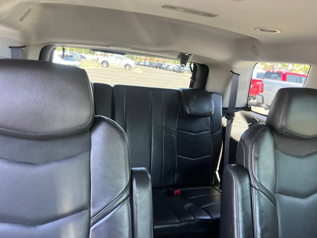 Used 2015 Cadillac Escalade Premium AWD/4WD image 43