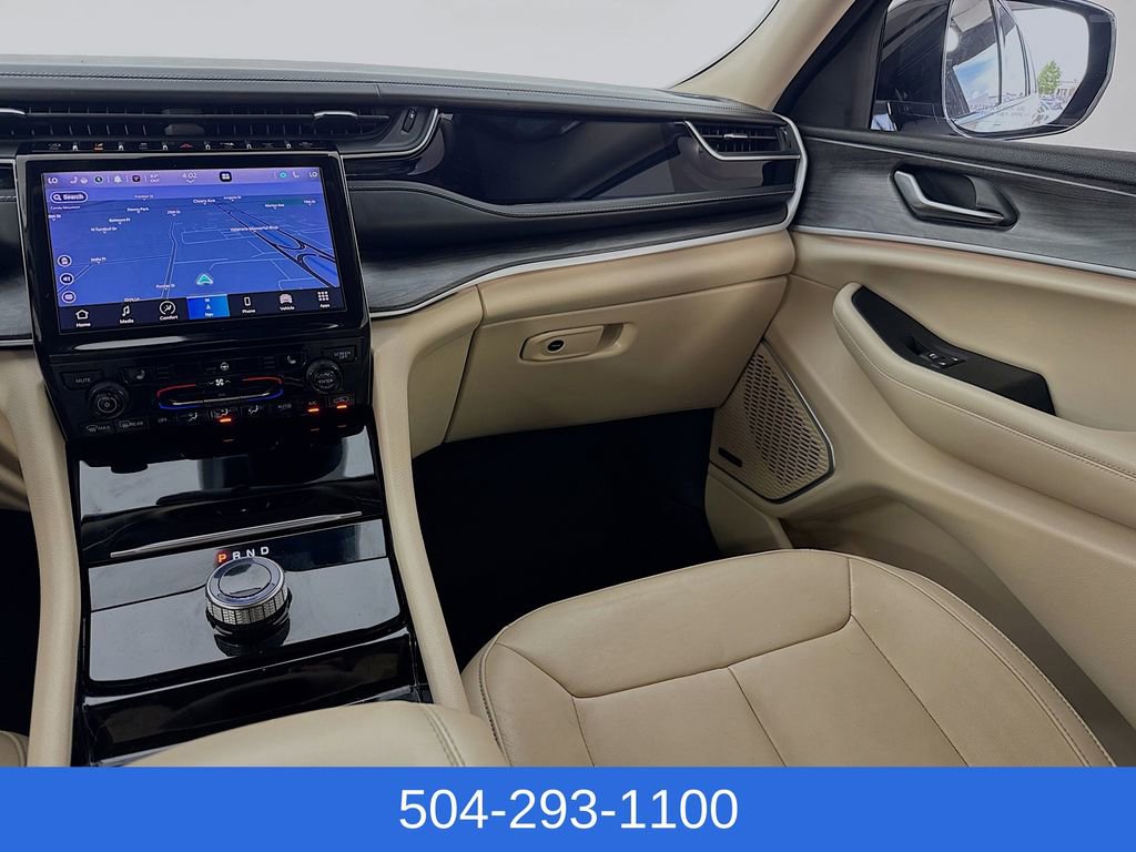 Used 2022 Jeep Grand Cherokee L Limited image 24