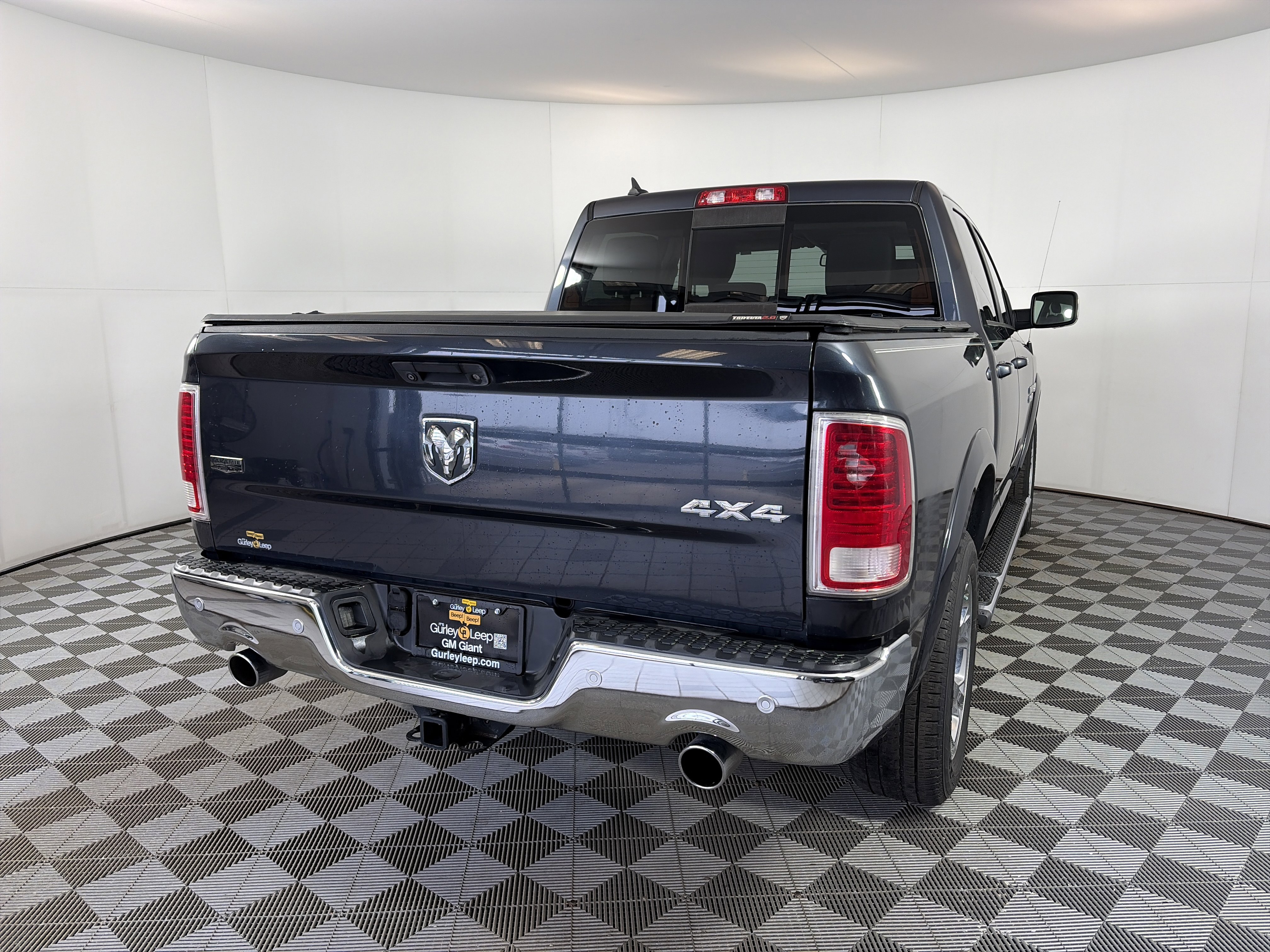 Used 2016 RAM 1500 Laramie w/ Convenience Group image 6
