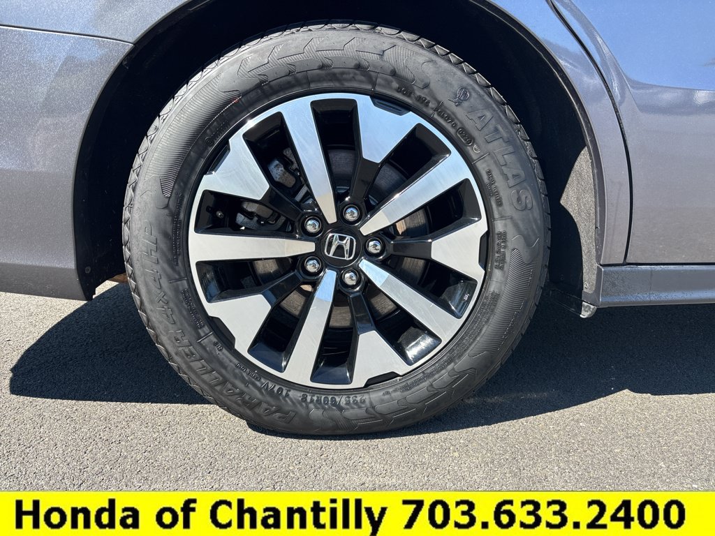 Certified 2025 Honda Odyssey EX-L image 33