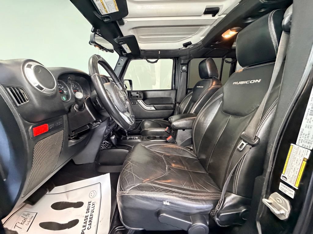 Used 2016 Jeep Wrangler Unlimited Rubicon w/ Dual Top Group AWD/4WD image 2