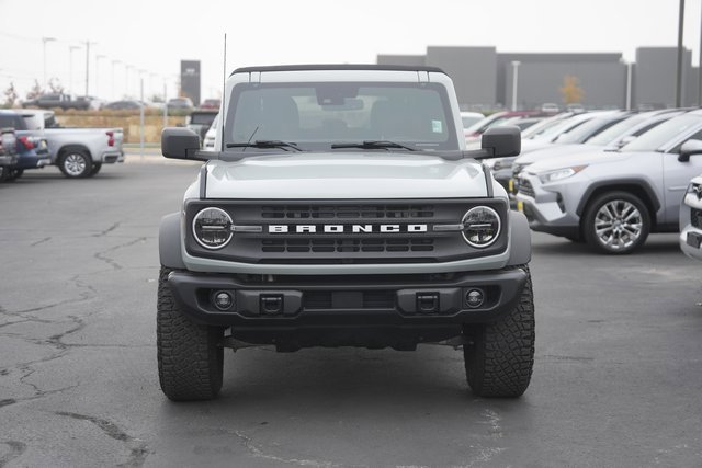Used 2022 Ford Bronco Black Diamond w/ Sasquatch Package image 3