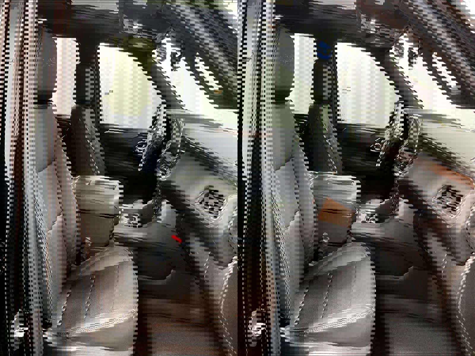 Used 2023 Chevrolet Tahoe High Country image 11