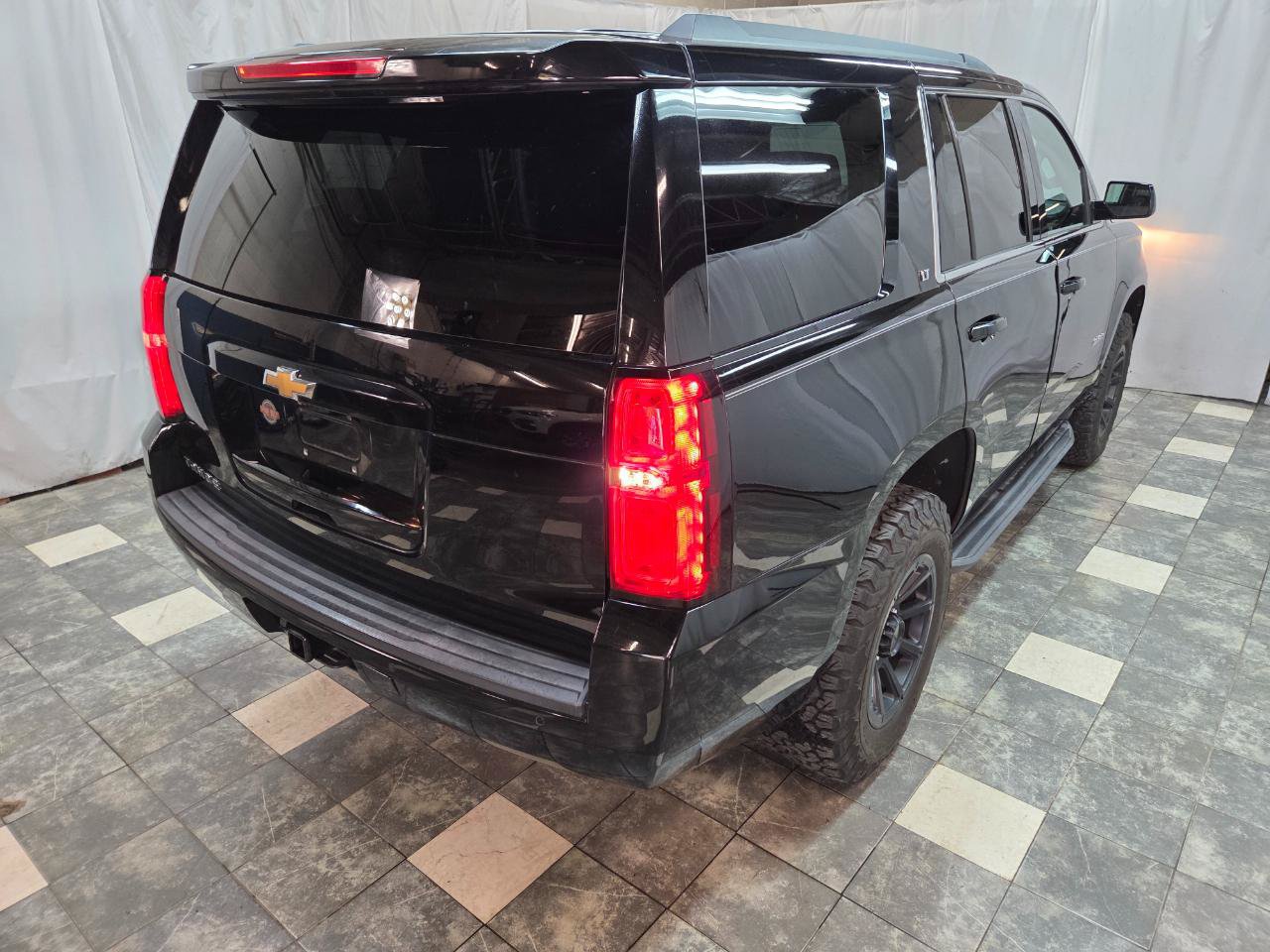 Used 2017 Chevrolet Tahoe LT AWD/4WD image 5