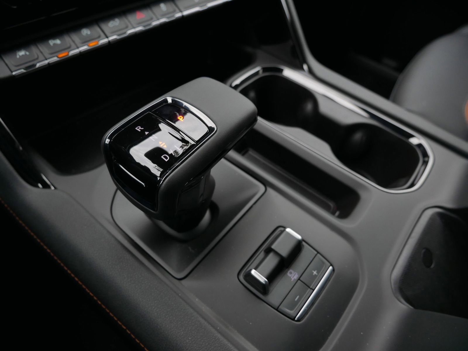 New 2026 GMC Sierra 1500 AT4 w/ Technology Package AWD/4WD image 12