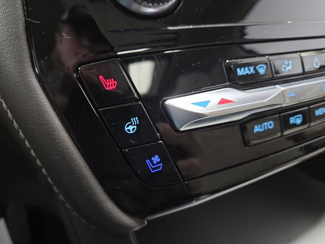 Used 2023 Ford Explorer Platinum w/ Technology Package image 8