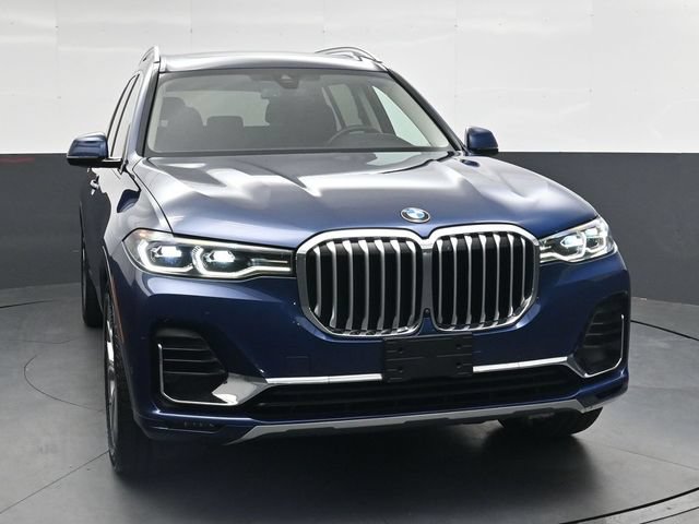 Used 2022 BMW X7 xDrive40i w/ Parking Assistance Package AWD/4WD image 11