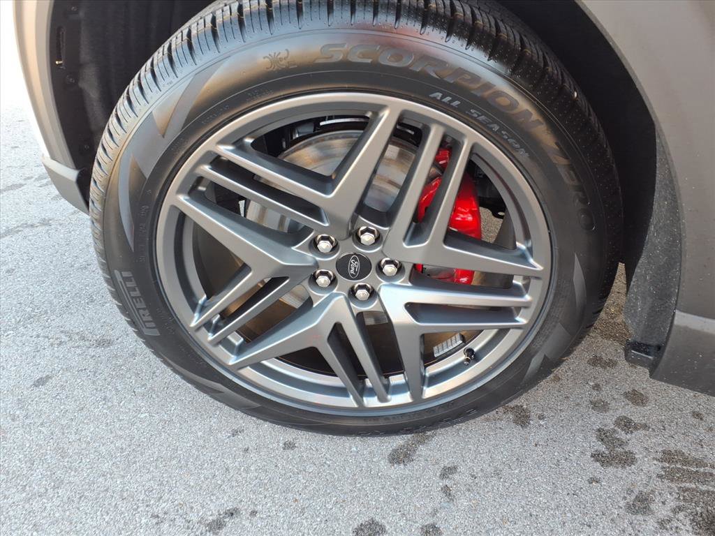 New 2026 Ford Explorer ST-Line image 9