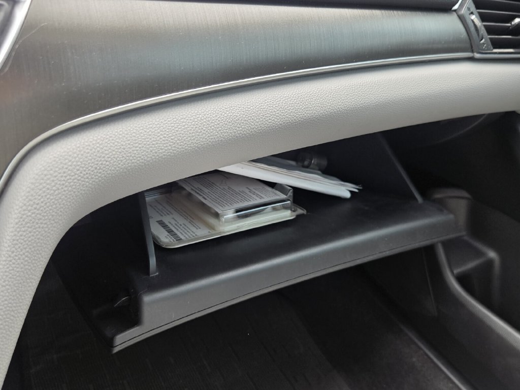 Used 2018 Honda Accord LX image 21