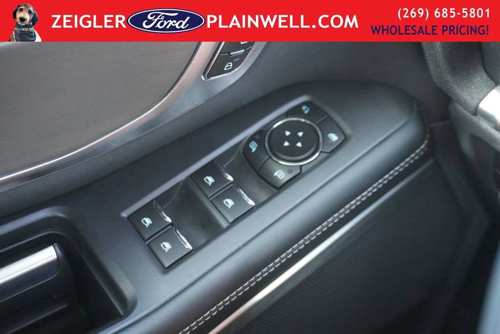 Used 2025 Ford Expedition Max Platinum image 36