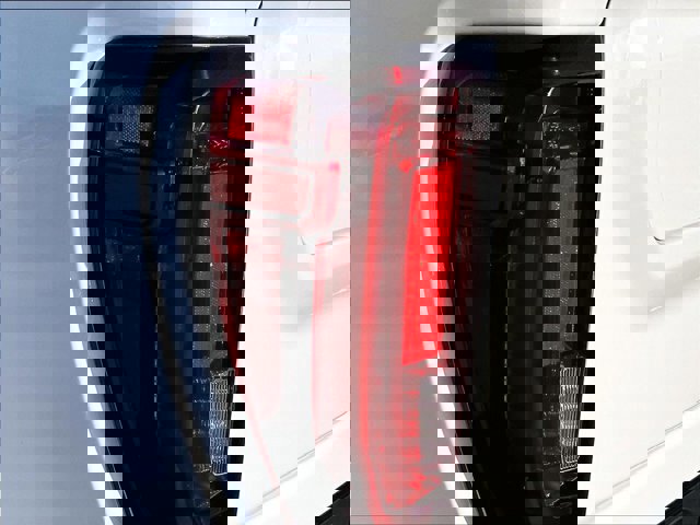 Used 2023 GMC Sierra 2500 AT4 w/ AT4 Premium Plus Package image 30