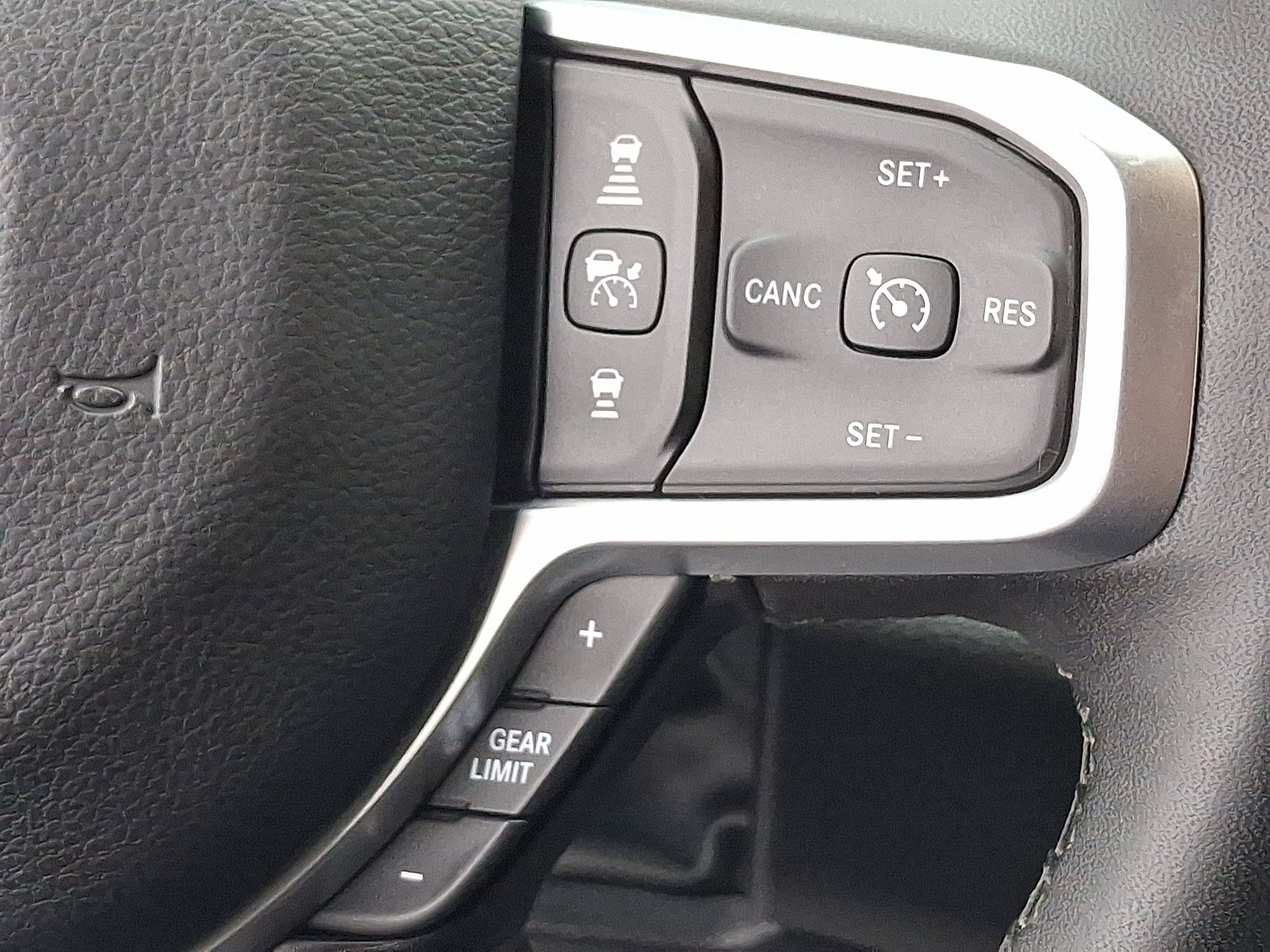 Certified 2025 RAM 1500 Big Horn image 23