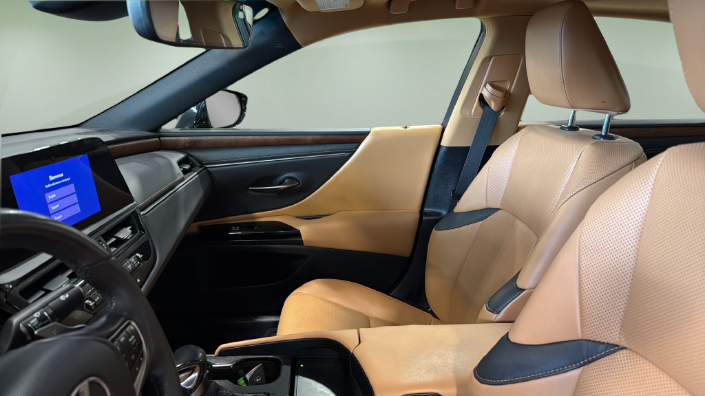 Certified 2023 Lexus ES 350 w/ Premium Package FWD image 22