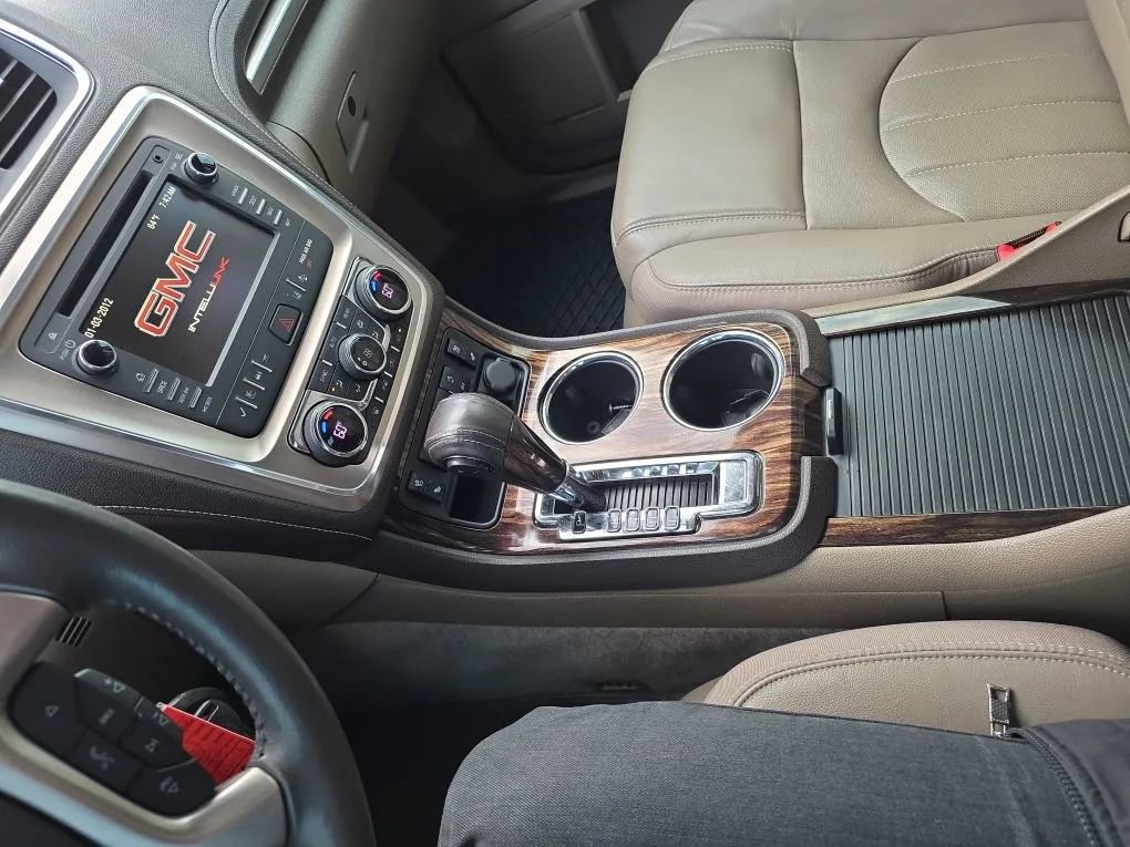 Used 2015 GMC Acadia Denali FWD image 48