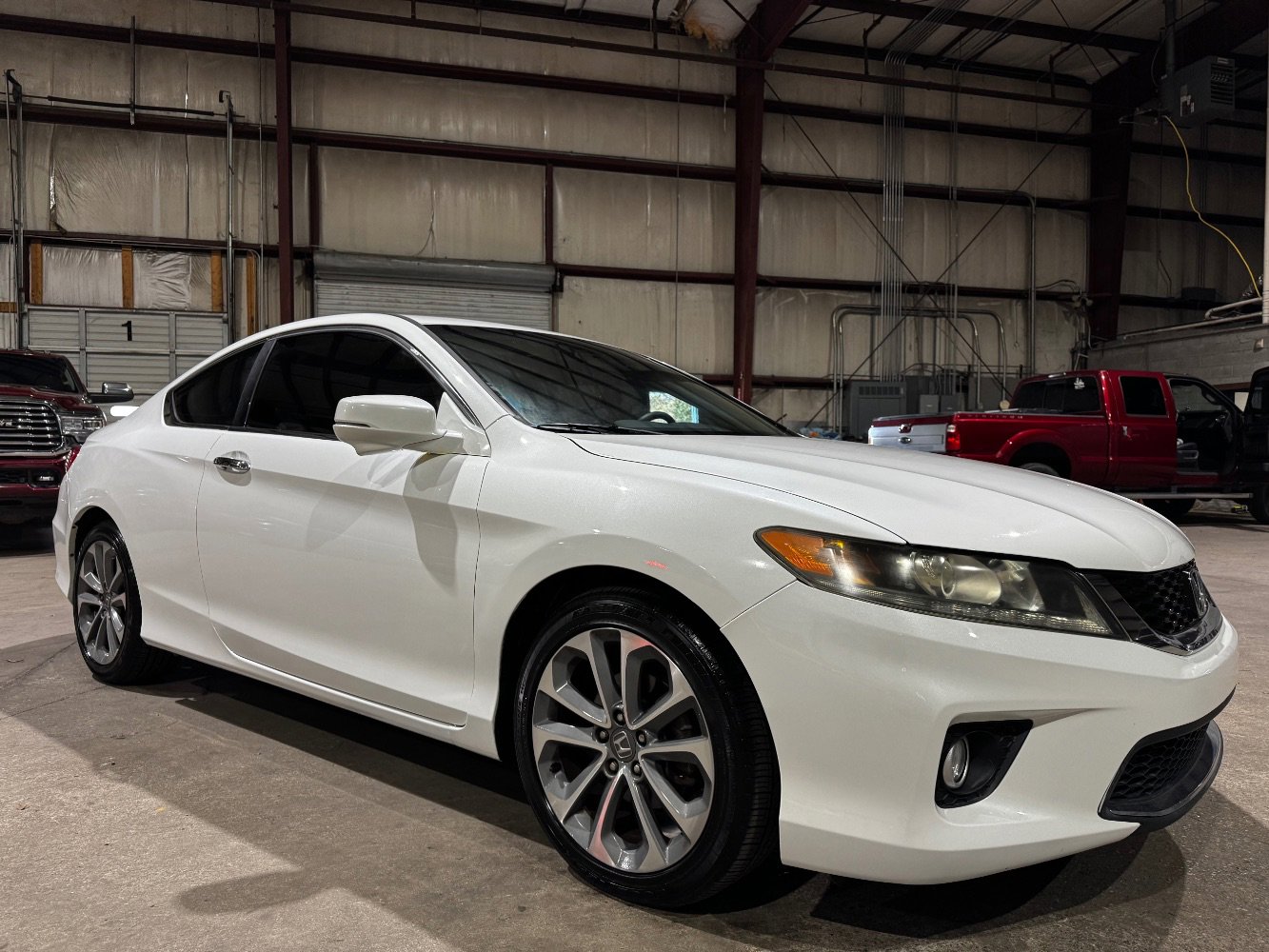 Used 2015 Honda Accord EX-L image 1