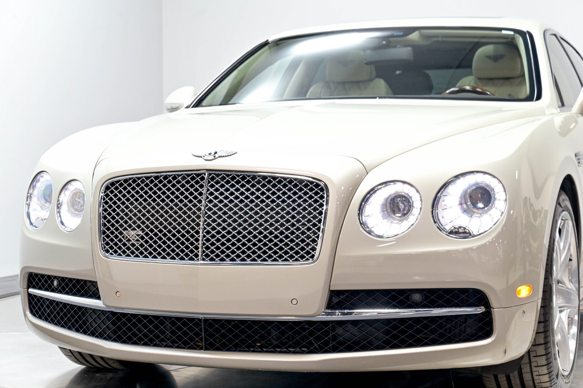 Used 2015 Bentley Flying Spur W12 AWD/4WD image 84