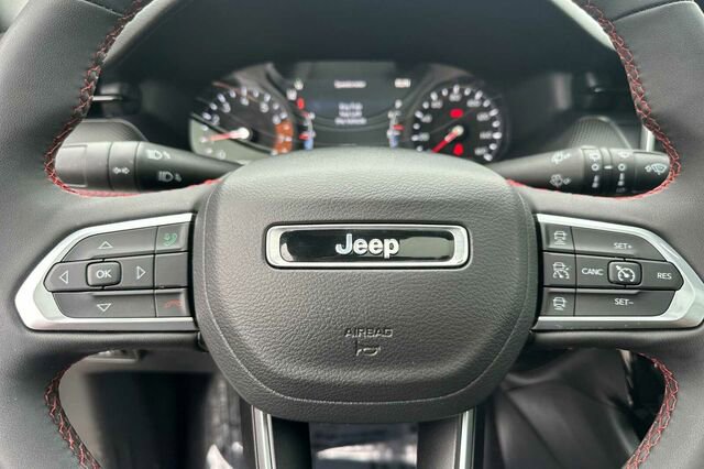 Used 2023 Jeep Compass Trailhawk w/ Sun and Sound Group AWD/4WD image 23