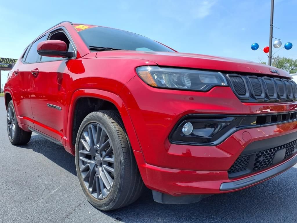 Used 2022 Jeep Compass Limited AWD/4WD image 9
