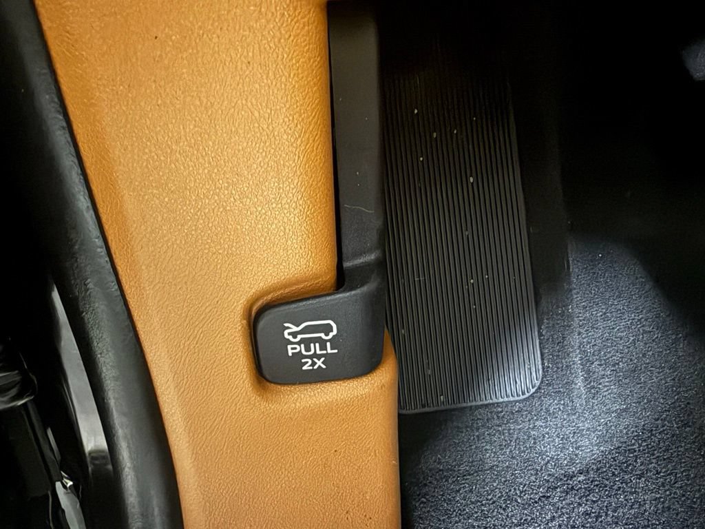Certified 2023 Lincoln Aviator Black Label w/ Dynamic Handling Package AWD/4WD image 37