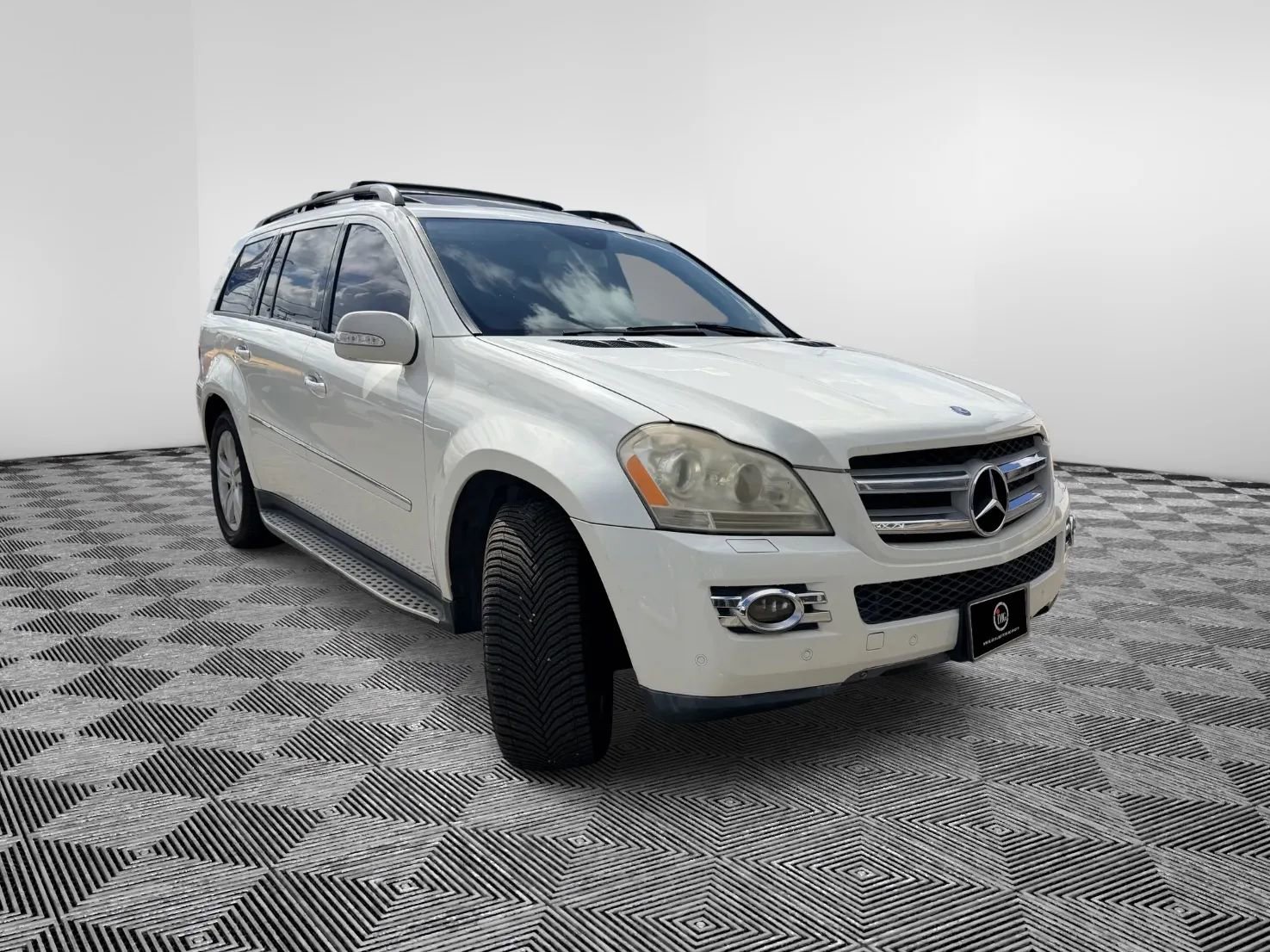 Used 2008 Mercedes-Benz GL 450 4MATIC image 4