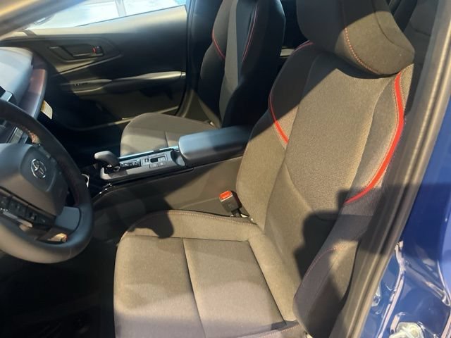 New 2026 Toyota Prius Plug-In Hybrid FWD image 14