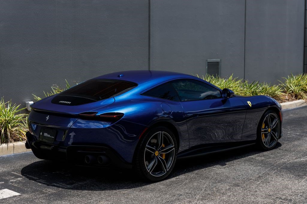 Used 2024 Ferrari Roma RWD image 5