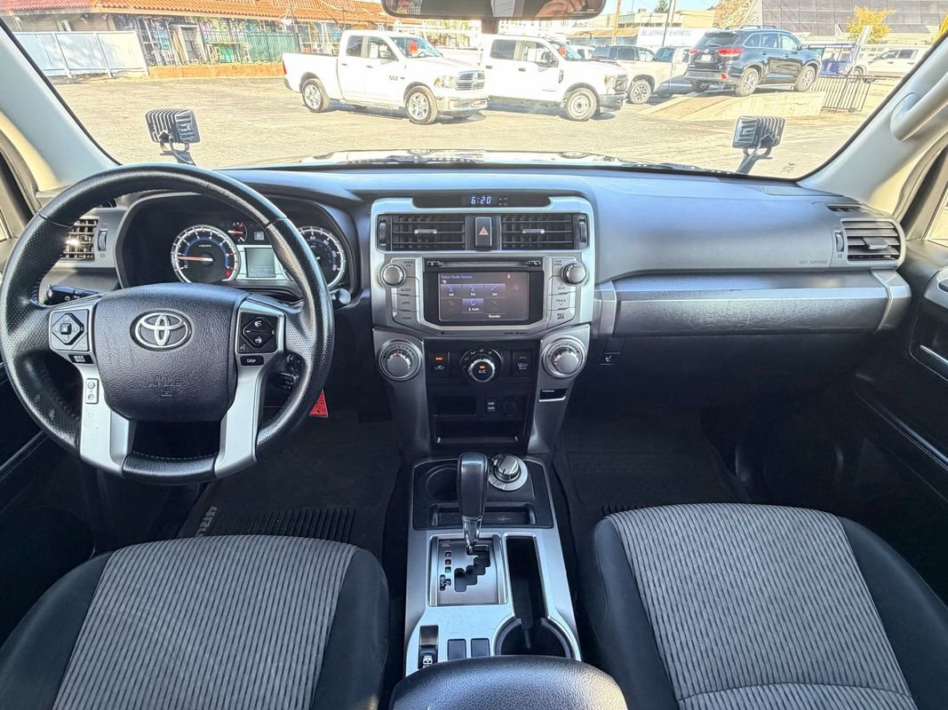 Used 2016 Toyota 4Runner SR5 image 28