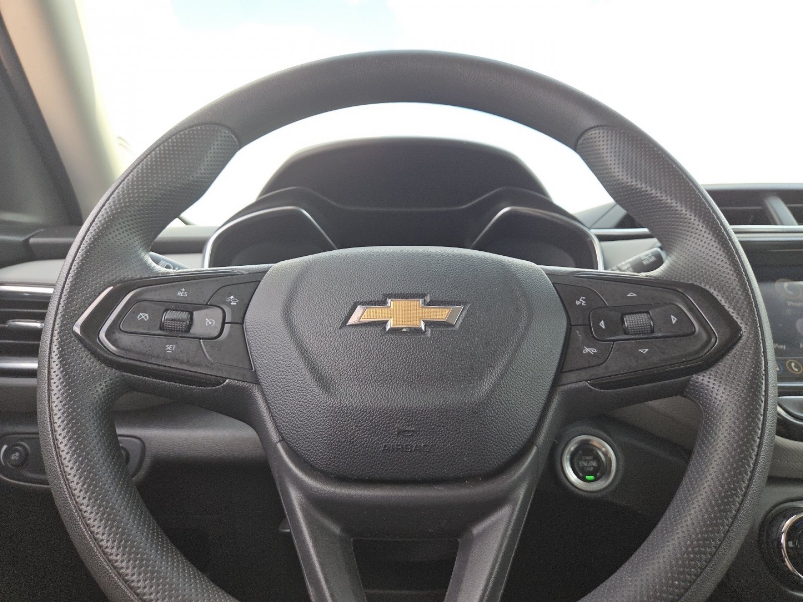 Used 2021 Chevrolet TrailBlazer LT w/ Sun and Liftgate Package FWD image 26