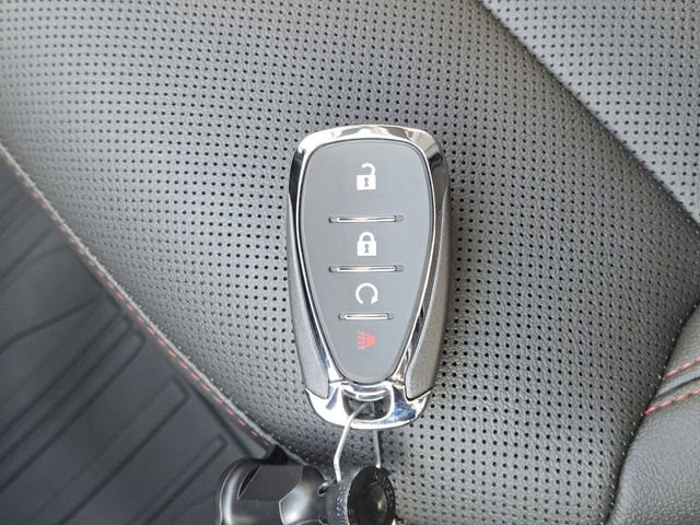 New 2026 Chevrolet Trax RS w/ Sunroof Package image 38