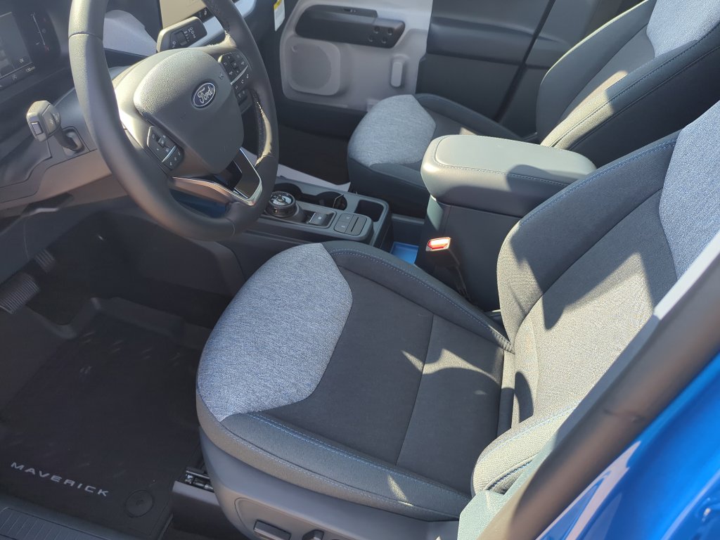 New 2025 Ford Maverick XLT w/ XLT Luxury Package image 12