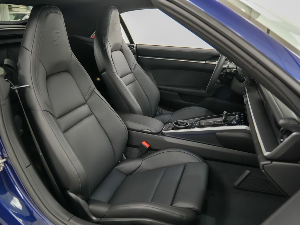 New 2026 Porsche 911 Carrera image 17