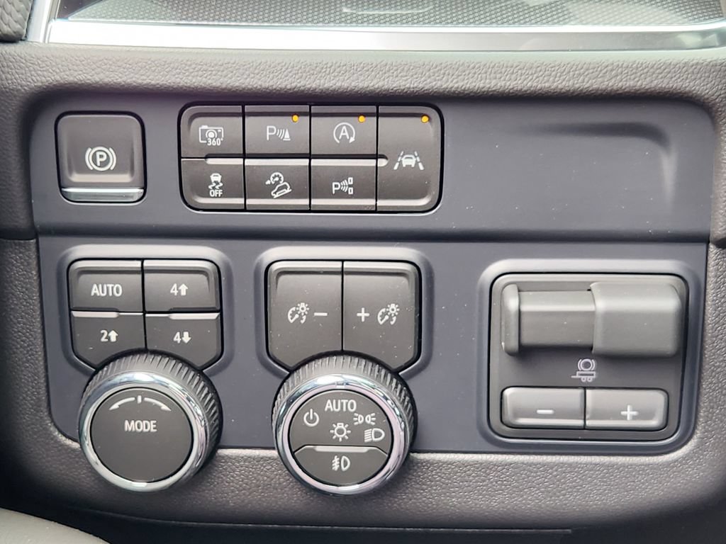 New 2026 Chevrolet Tahoe RST w/ Comfort Package AWD/4WD image 19