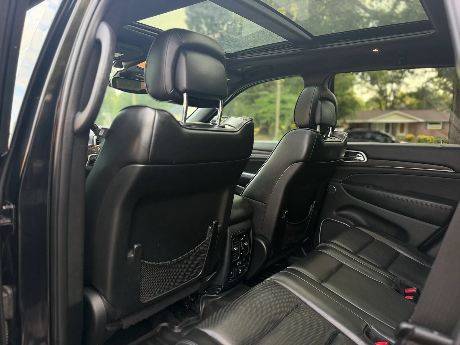 Used 2018 Jeep Grand Cherokee High Altitude AWD/4WD image 11