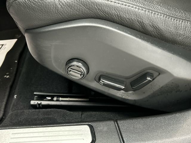 Certified 2025 Volvo V60 B5 Cross Country Plus image 11