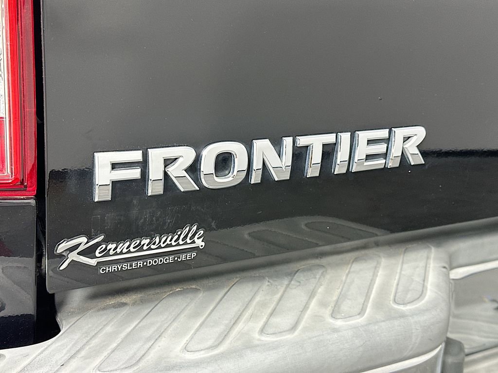 Used 2017 Nissan Frontier SV AWD/4WD image 25