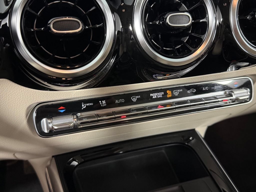 Used 2021 Mercedes-Benz GLA 250 4MATIC image 28