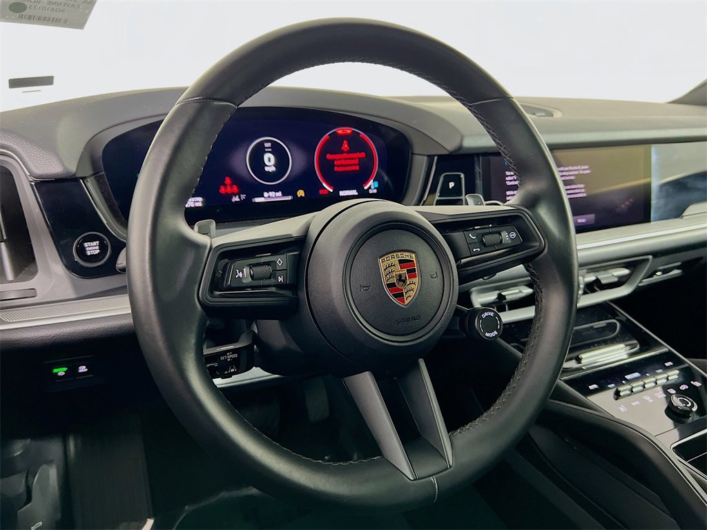 Used 2024 Porsche Cayenne image 11