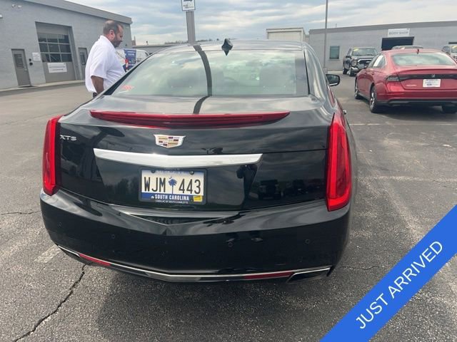 Used 2017 Cadillac XTS Luxury FWD image 4