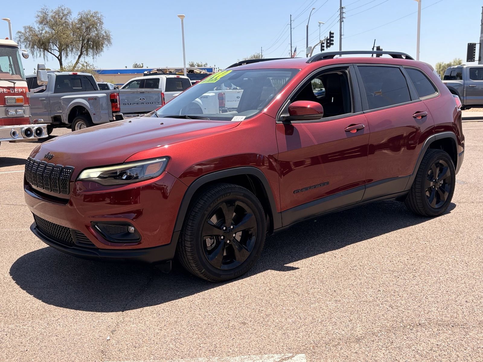 Used 2020 Jeep Cherokee Latitude Plus FWD image 28