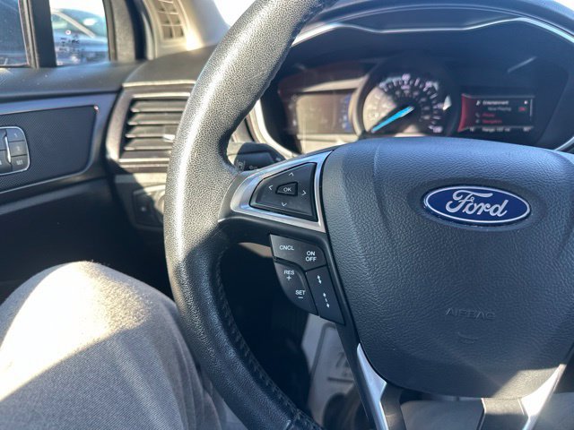 Used 2019 Ford Fusion Energi Titanium FWD image 34