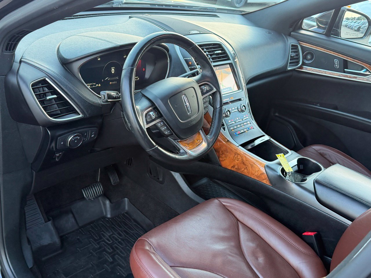 Used 2019 Lincoln Nautilus Reserve w/ Cargo Utility Package FWD image 15