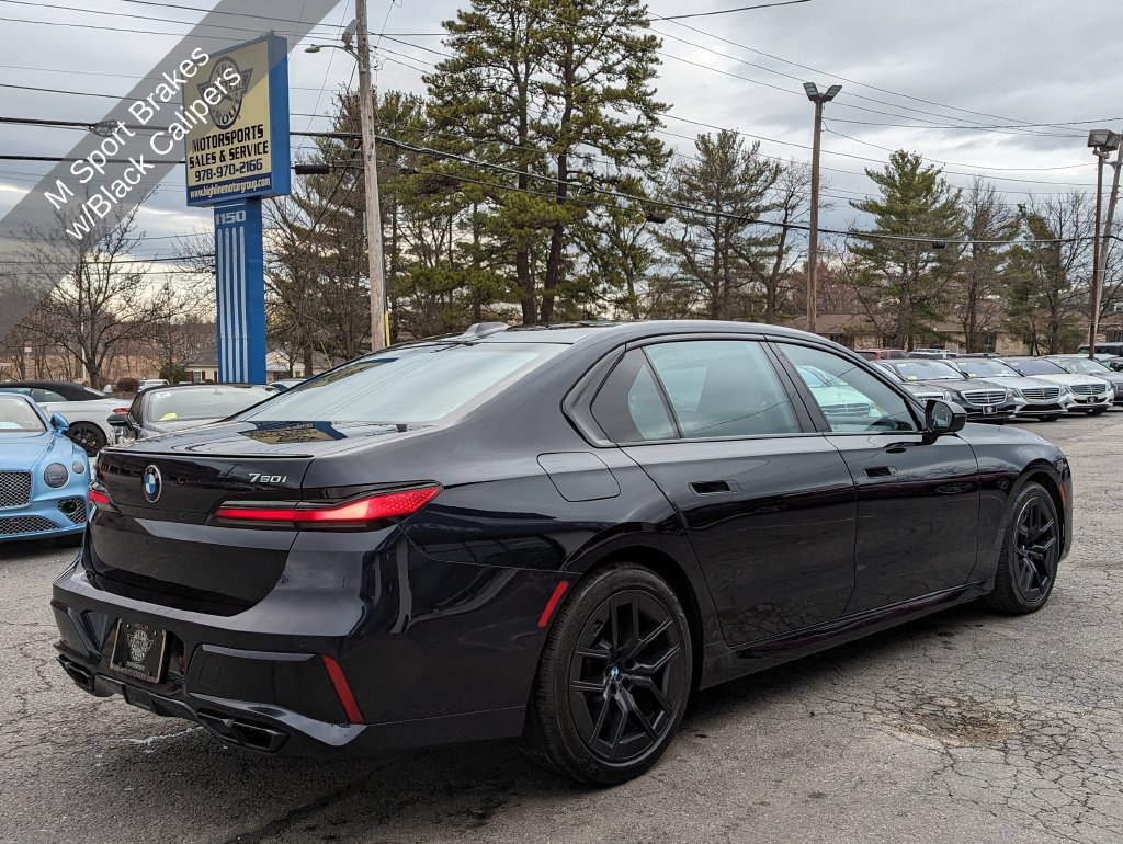 Used 2023 BMW 760i xDrive AWD/4WD image 9