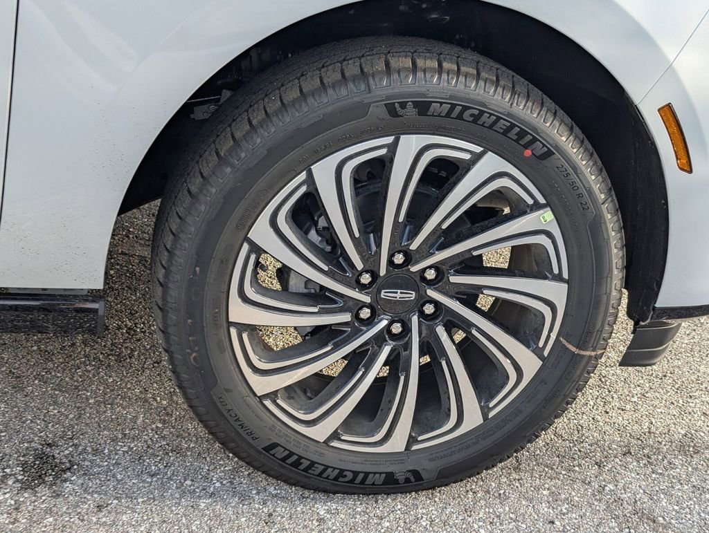 New 2026 Lincoln Navigator L Black Label AWD/4WD image 9