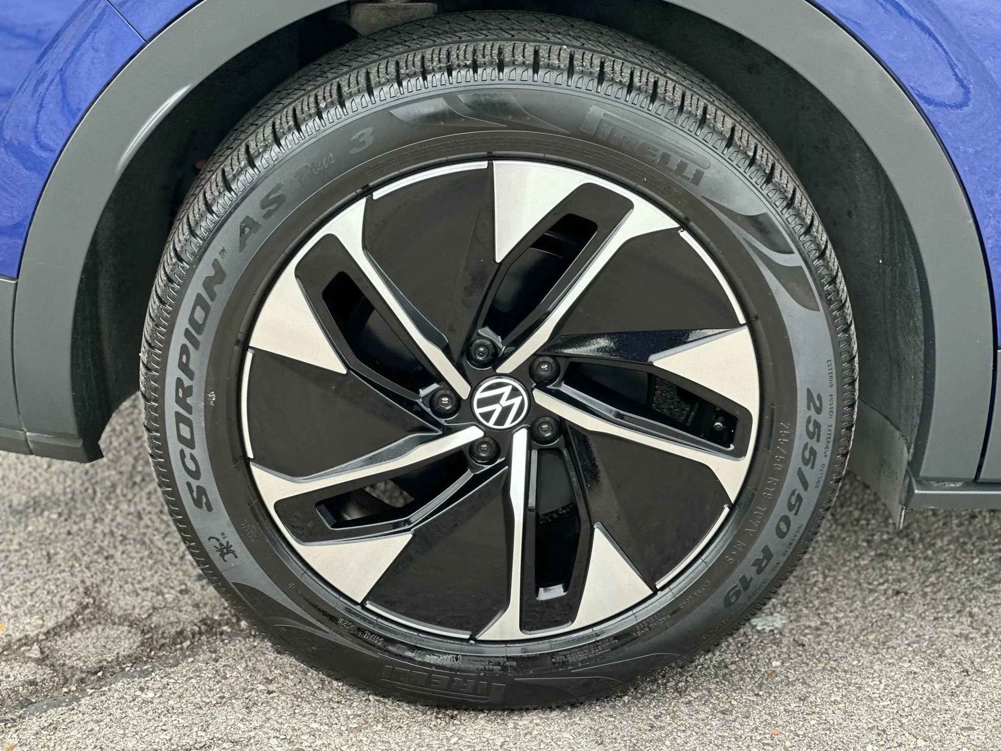 Used 2021 Volkswagen ID.4 Pro S image 25