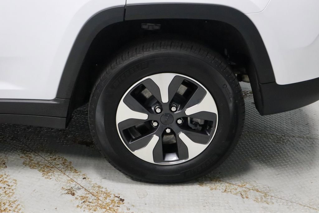 Used 2025 Jeep Grand Cherokee Limited 4xe image 20