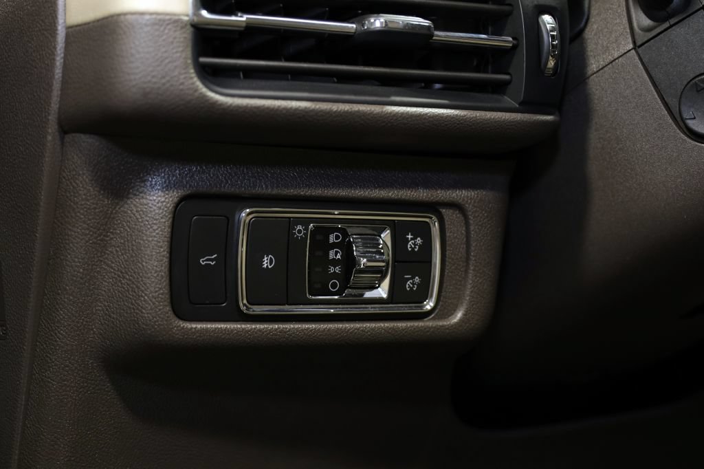 Used 2020 Lincoln Corsair Reserve w/ Equipment Group 201A FWD image 22